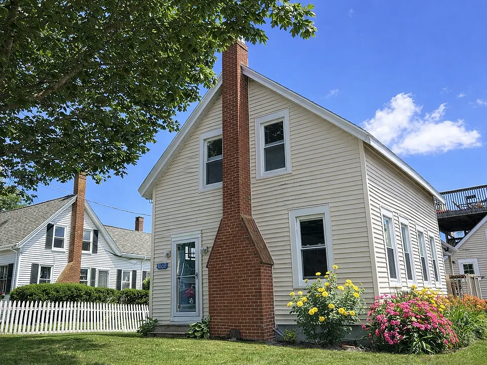 1869 Harpswell Islands Rd
