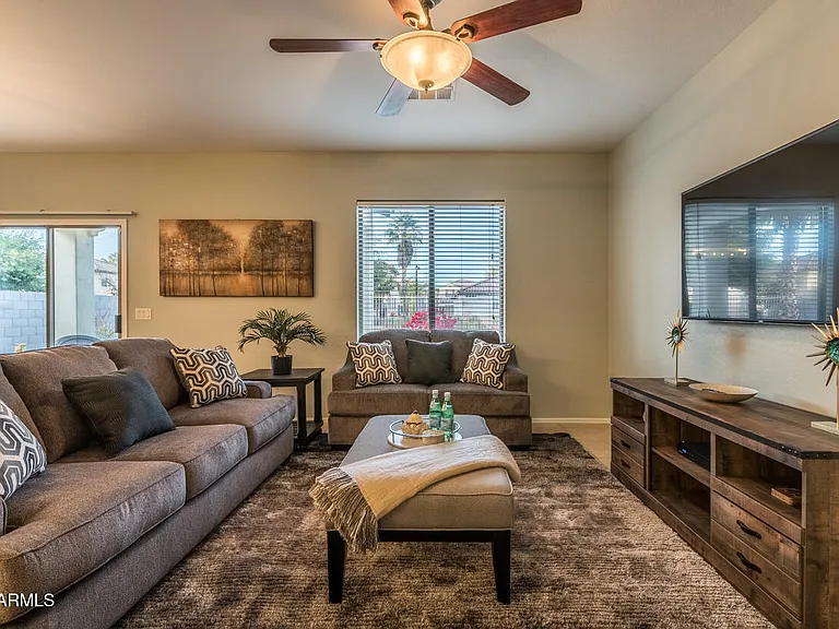 1546 E Azalea Dr — Photo 44