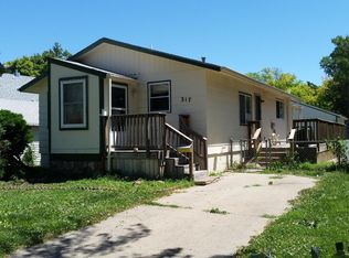 317 High St, Vermillion, SD 57069