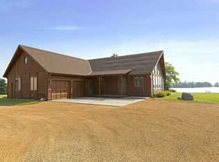 10990 Grover Ave SW, Howard Lake, MN 55349