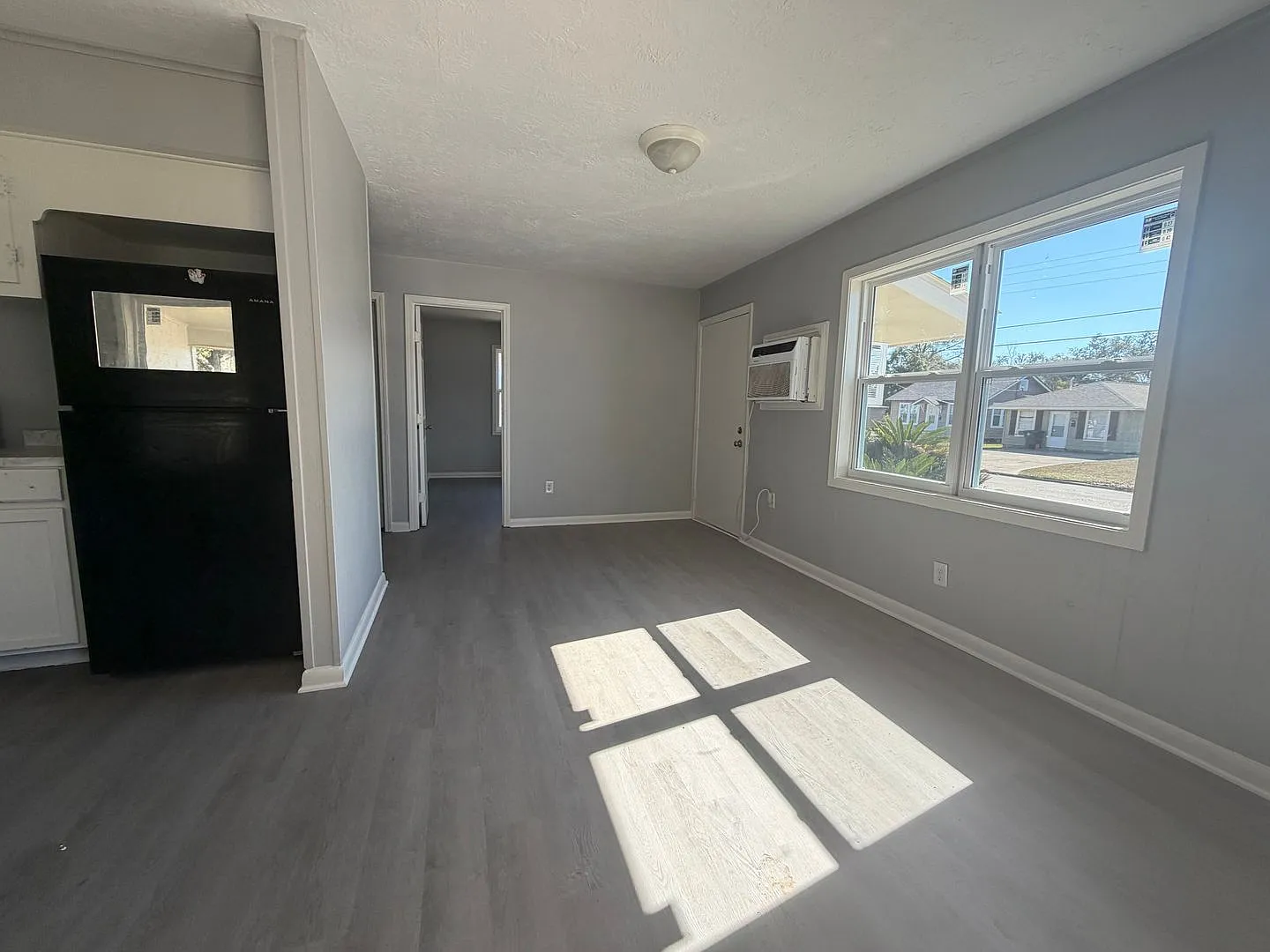 3b/2b home available — Photo 4