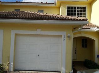 972 Imperial Lake Rd, West Palm Beach, FL 33413