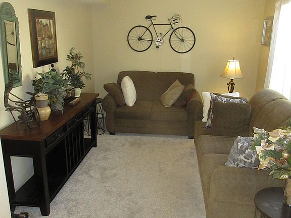 5th image of 10728 Malaguena Ln NE