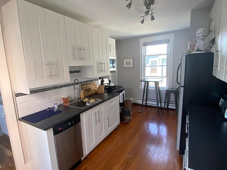 34 Springfield St — Photo 13