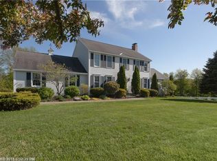 8 Cornfield Dr, Springvale, ME 04083