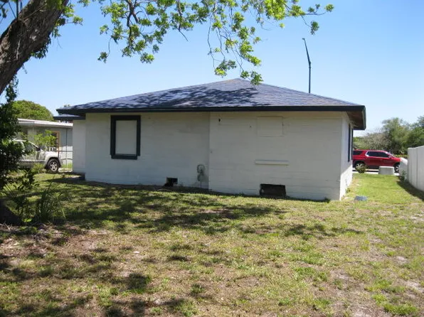 521 N 25th Street, Fort Pierce, FL 34947