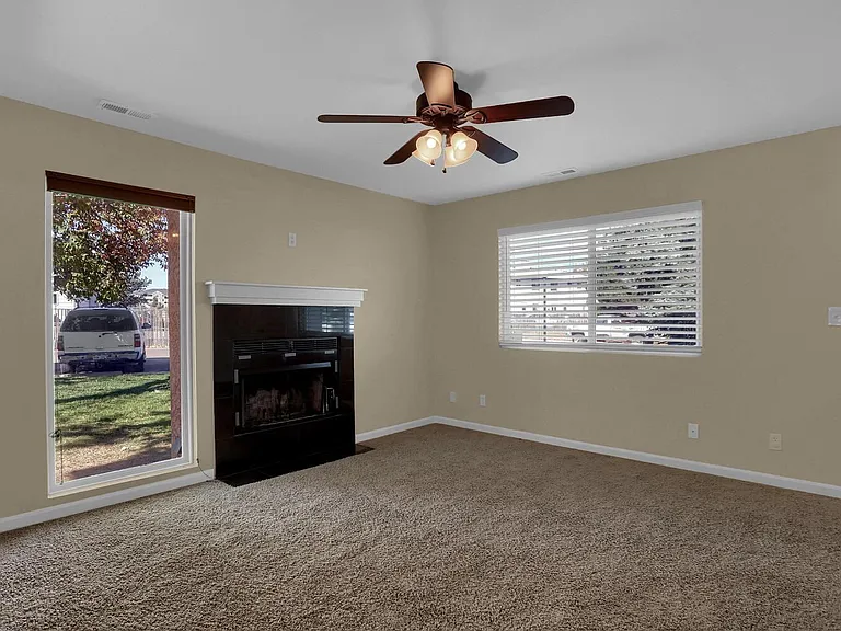 2488 Washo Cir — Photo 10