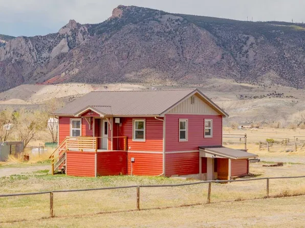 15 Arrowhead Dr, Cody, WY 82414