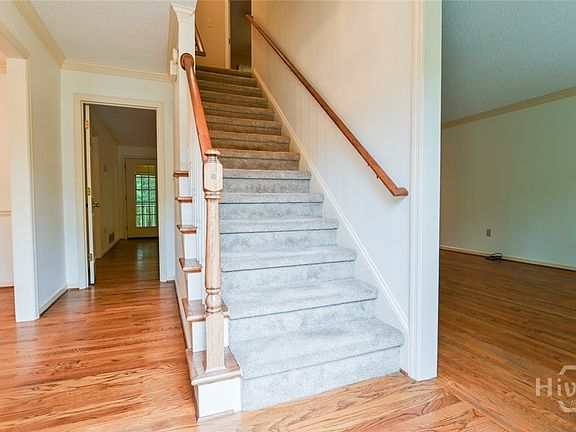 2nd image of 1060 Victoria Crossing