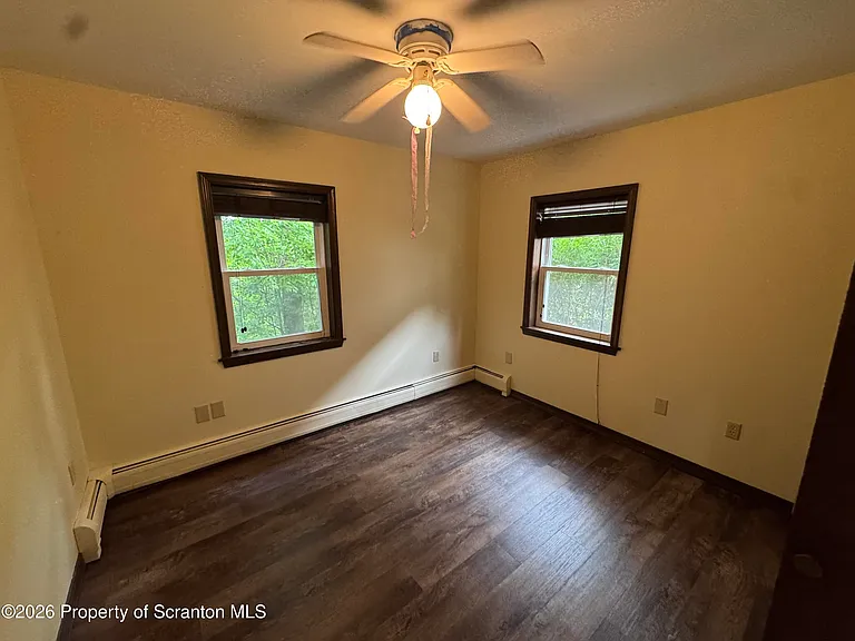 23 E Mountain Rd #B — Photo 17
