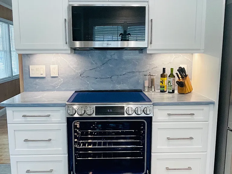 Oven and Microwave area