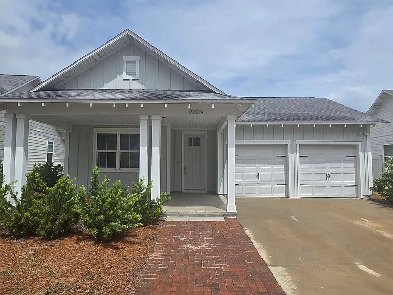 2209 Penny Royal St — Photo 1