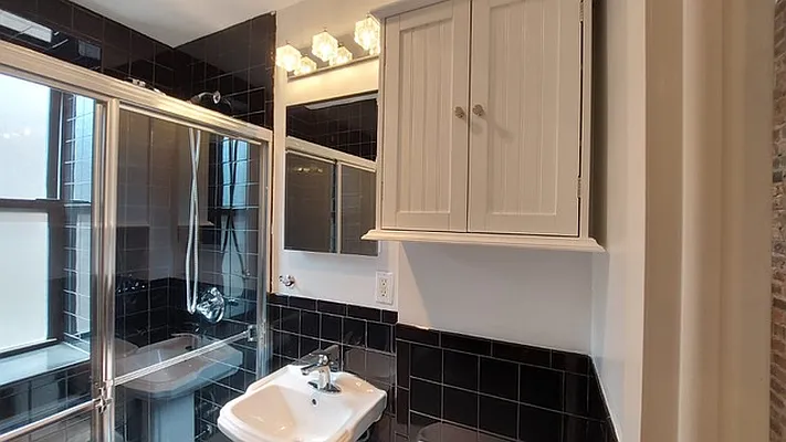 Rented by Krieger Real Estate LLC | media 16