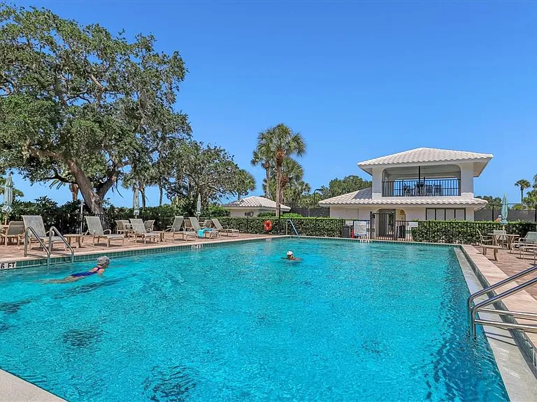 1580 Jasper Ct — Photo 35
