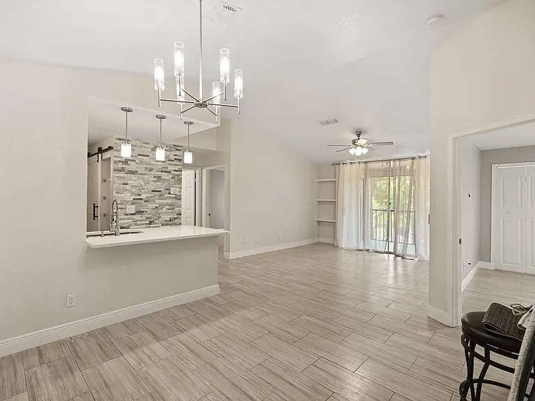 7511 Seurat St #10302 — Photo 5