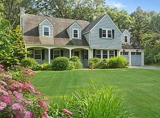 216 Highland Ave, Warwick, RI 02886