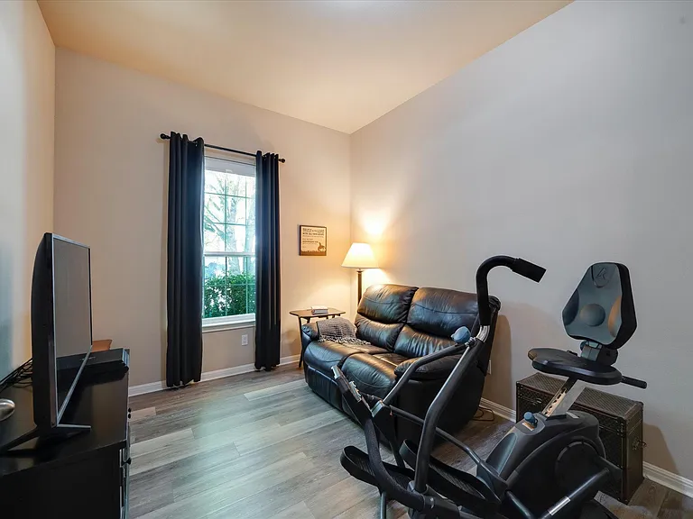13717 Long Shadow Dr — Photo 24