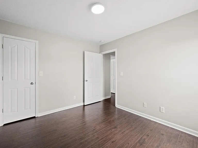 574 Oakmont Dr — Photo 22