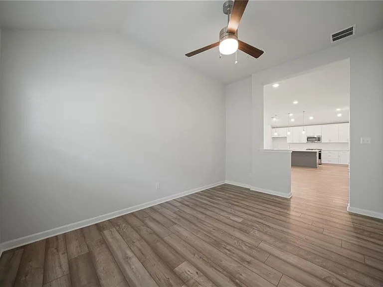 136 Osceola Dr — Photo 14