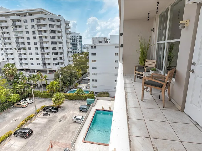 1300 Lincoln Rd #B802 — Photo 3