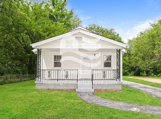 21 S Schlueter Ave, Saint Louis, MO 63135