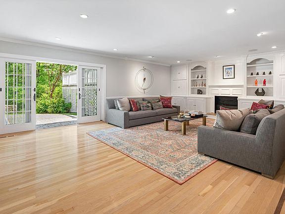 4th image of 29 Quarry Ln