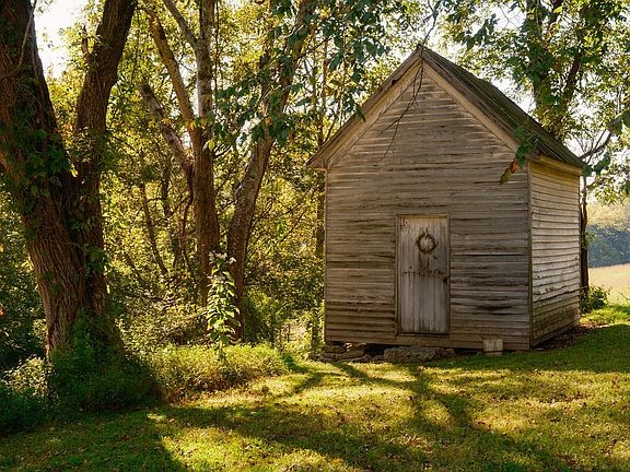8th image of 3685 Martin Ervin Rd
