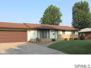 424 Sanders St, Bethalto, IL