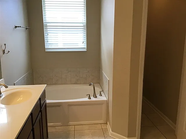 305 Pine Arbor Cir — Photo 11