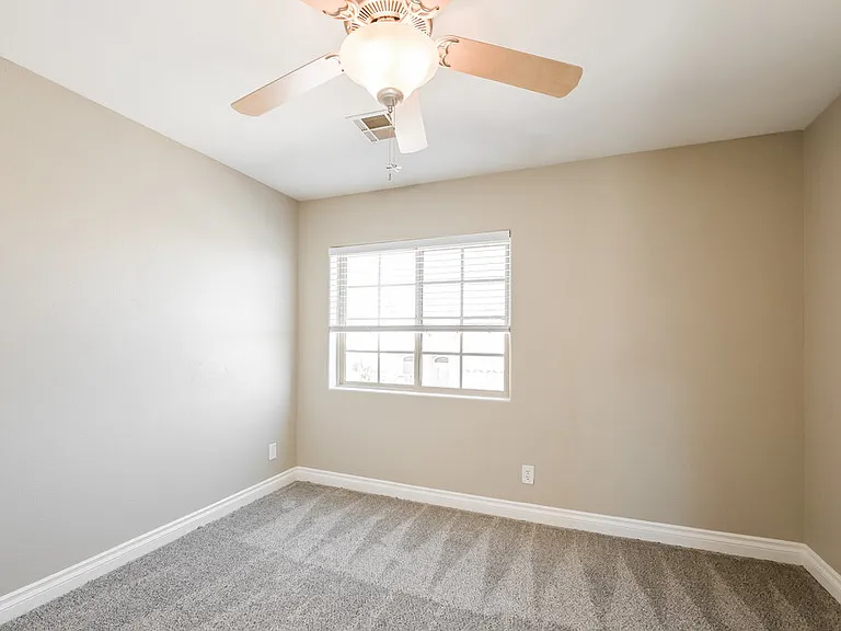 1071 Willjay Ln — Photo 13