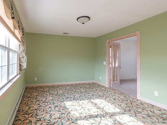 3rd image of 2701 Peconic Ave #2