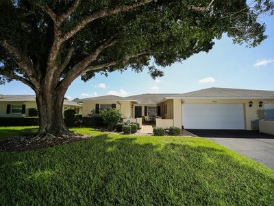 7069 W Country Club Dr N, Sarasota, FL, 34243