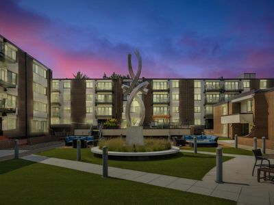 52 Groveland Ter #A409, Minneapolis, MN, 55403