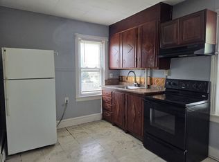 320 Cleveland Ave #2, Trenton, NJ 08629