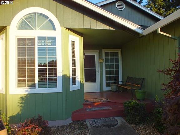 2nd image of 3512 NE 146th Ct