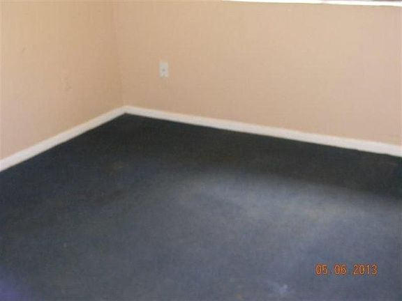 5th image of 430 S Holly Ave