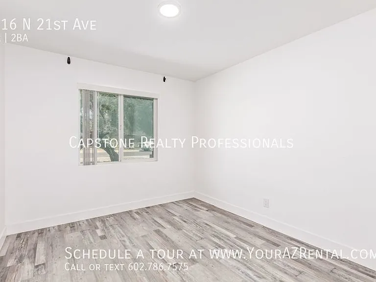 3616 N 21st Ave — Photo 11