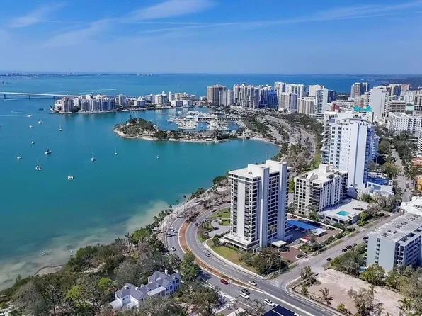 770 S Palm Ave APT 203, Sarasota, FL 34236