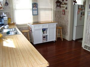 4th image of 93 Olive St