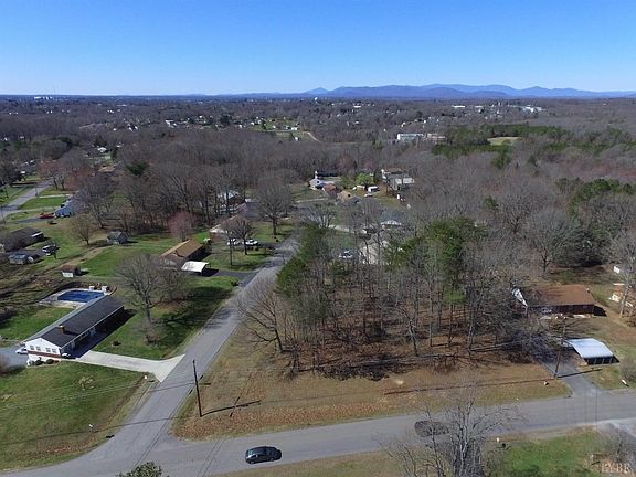 2nd image of 0 Laurel Dr Lot B