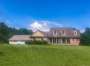 160 Burgandy Rd, Columbus, NC 28722