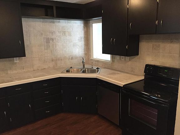2nd image of 30 Fisher St