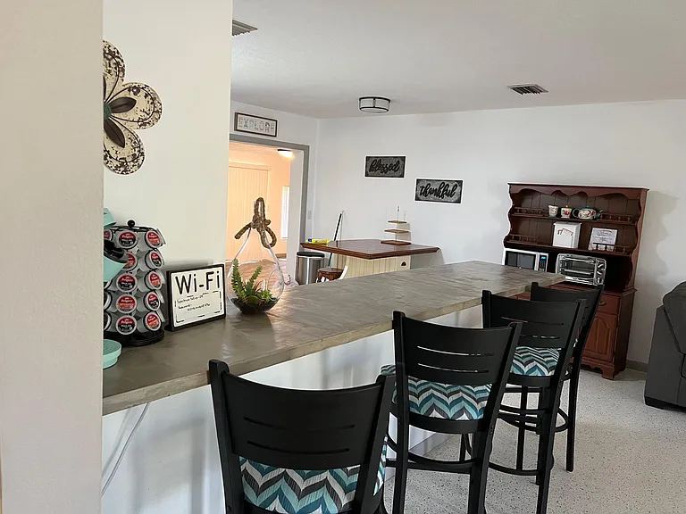934 S Val Dr — Photo 11