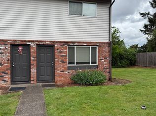 14531 SE Powell Blvd #4, Portland, OR 97236