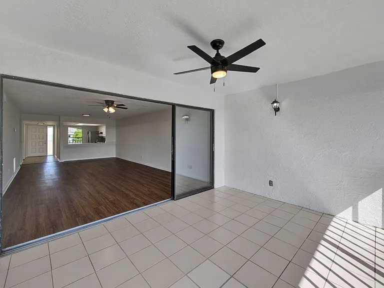 145 Cypress Way E #D-4 — Photo 11
