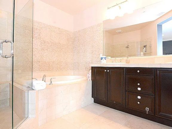 5th image of 21935 Bella Vista Pl