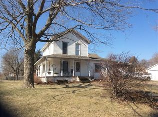 306 N 1st St, Savannah, MO 64485