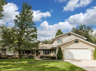 800 Huber Ln, Glenview, IL