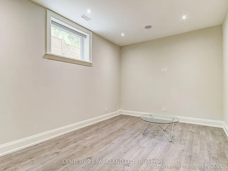 141 Churchill Ave — Photo 39