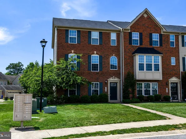 1037 Agricopia Dr, La Plata, MD 20646